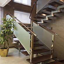 Modern Design Stainless Steel Spigot/Standoff/Post Railng Straight Staircase Design With Wood Timber Stairs Treads