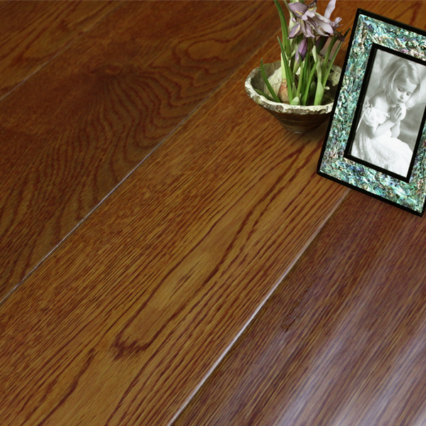 Prima Oak Veneer Brushed Engineered Wood Flooring